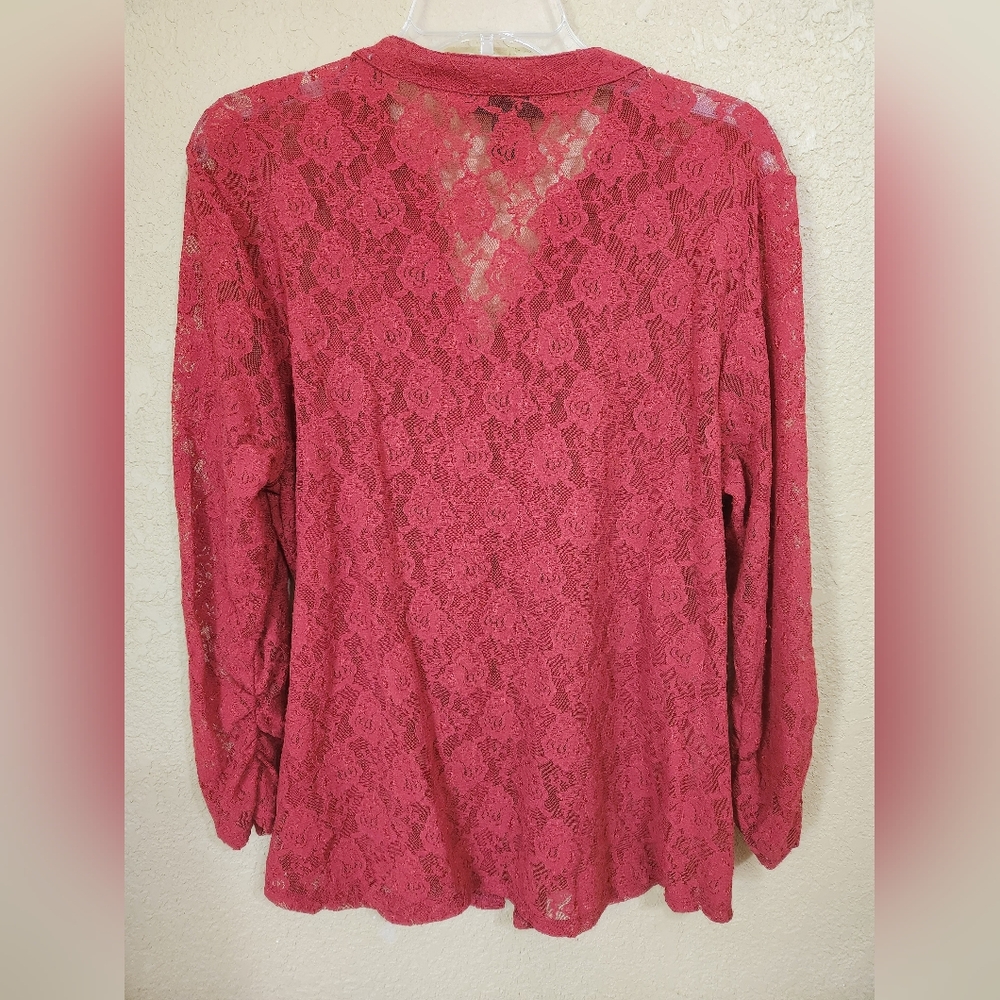 Blouse - Picture 2 of 3
